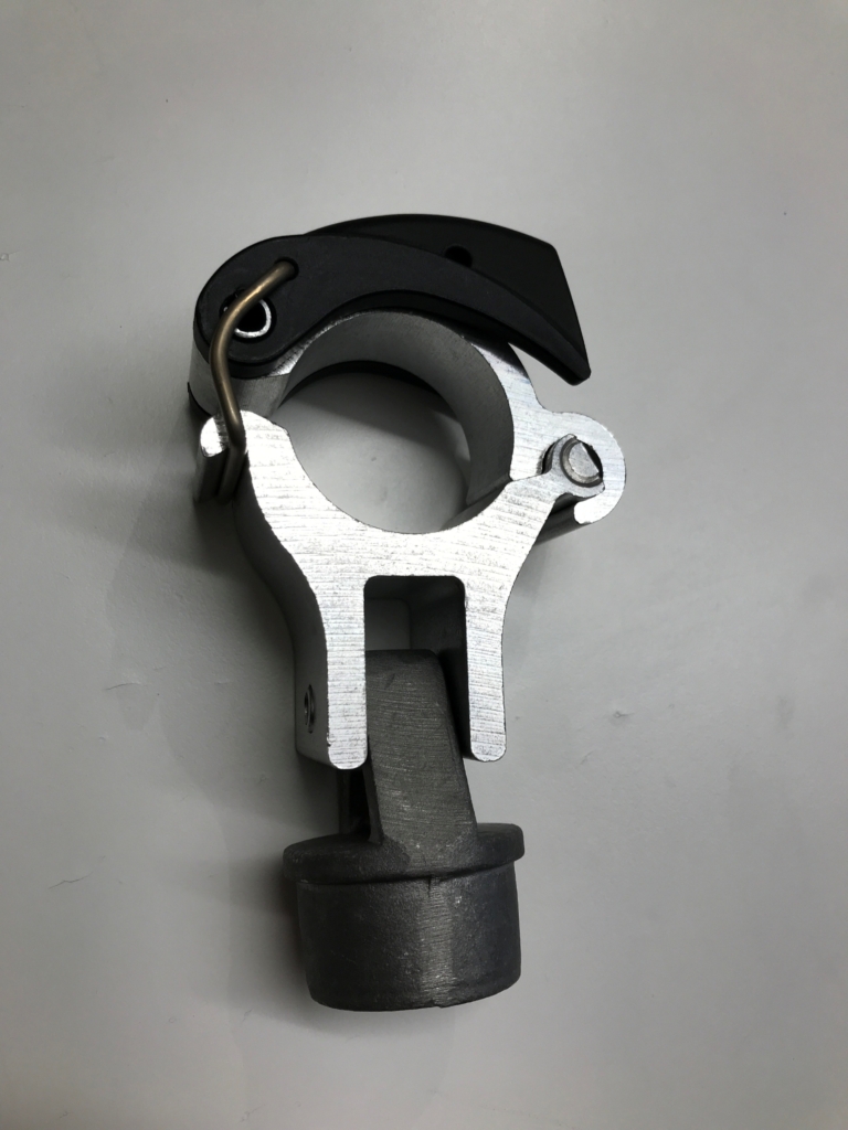 Snabbkoppling med gångjärnsstycke